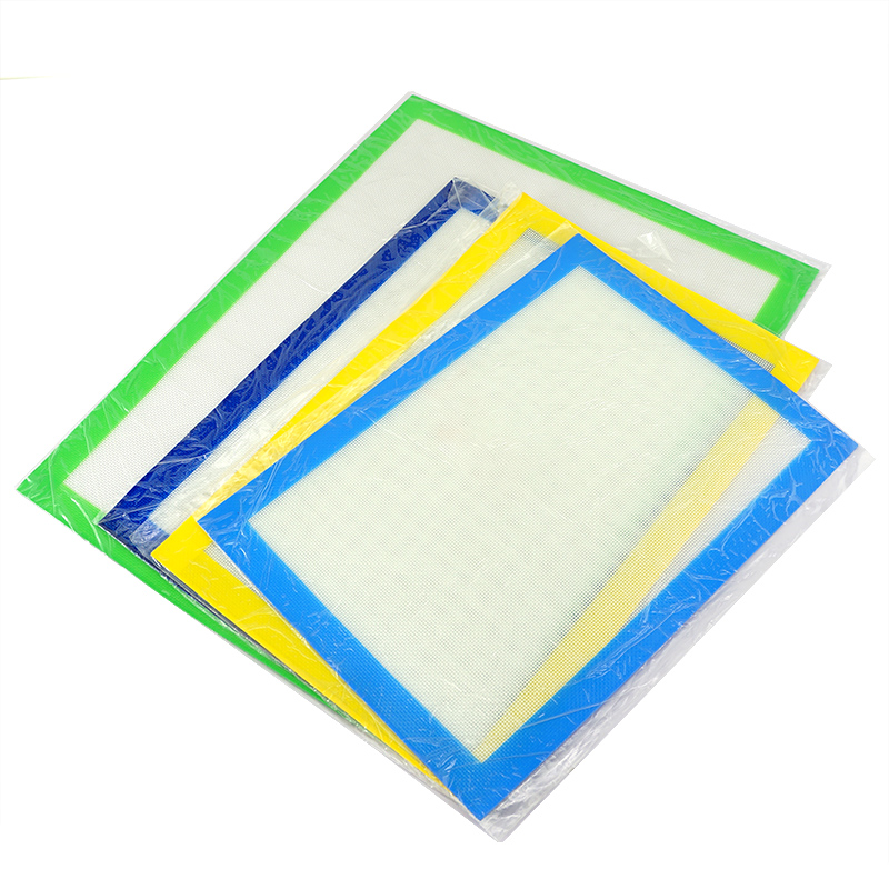 Camping Cooking Mat - ノンスティックシリコンベーキングパッドマット再利用可能な食品グレードのローリングマットシートスクエアペストリーマット喫煙アクセサリーマット